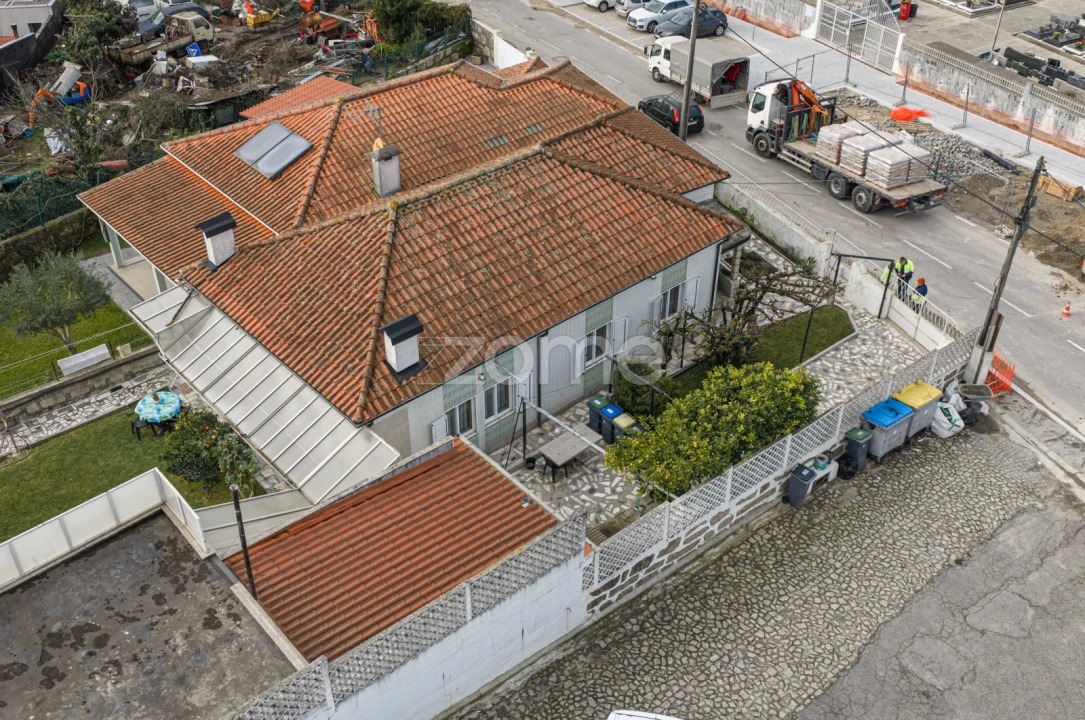 Moradia T4 para Venda em Pedrouços Foto 37