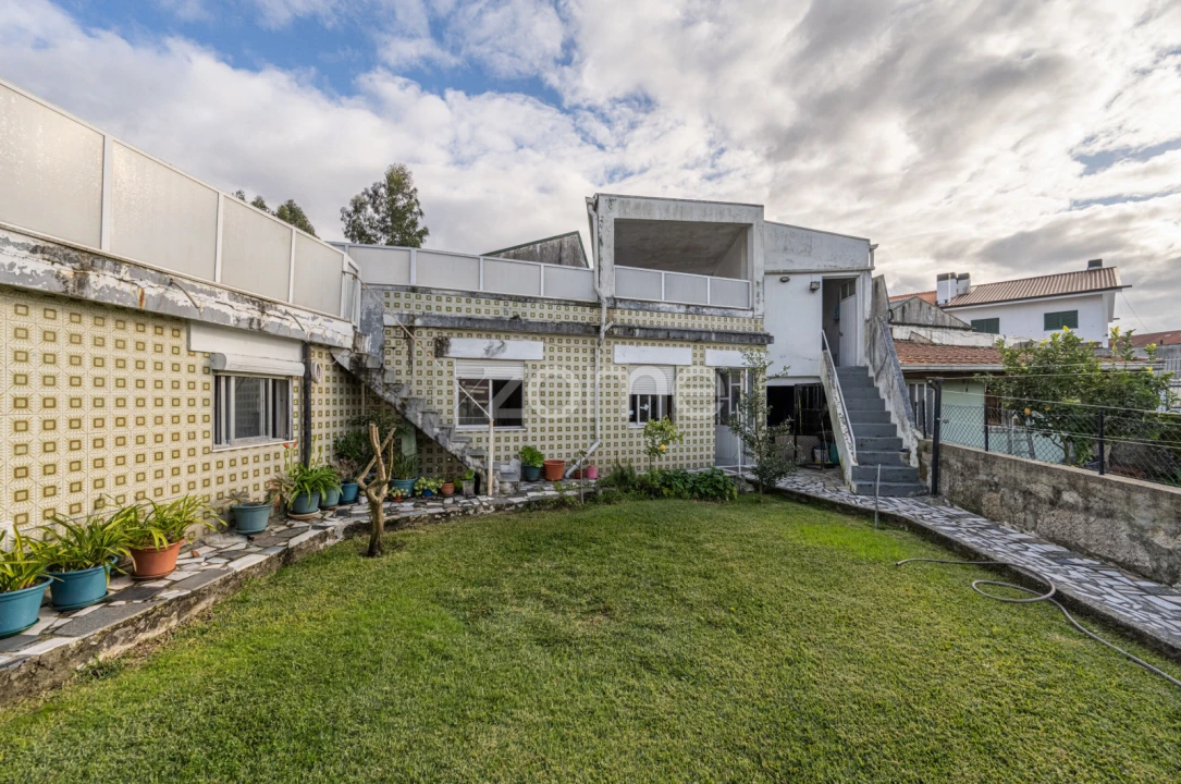 Moradia T4 para Venda em Pedrouços Foto 9