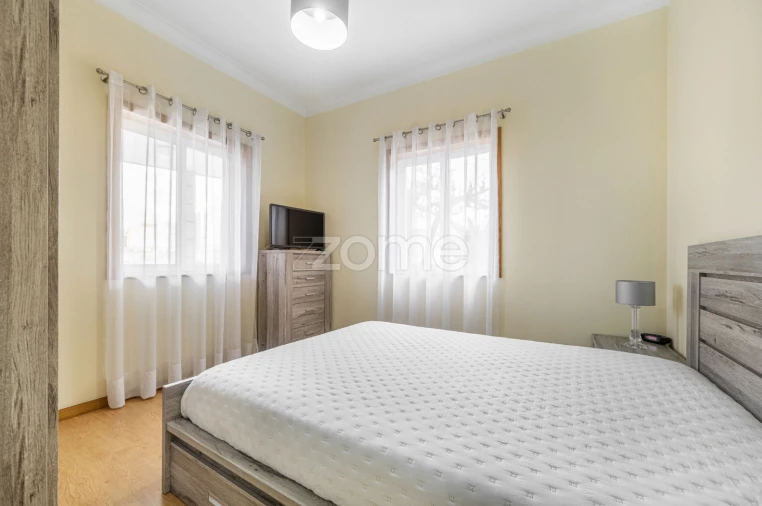 Moradia T4 para Venda em Pedrouços Foto 17