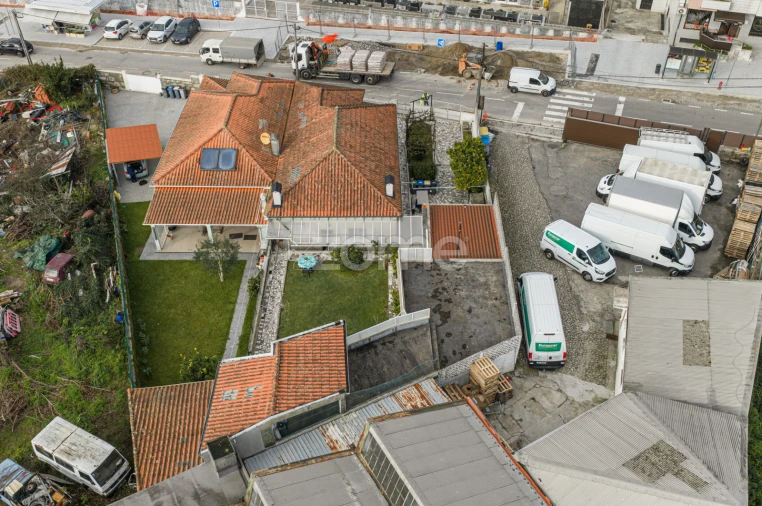 Moradia T4 para Venda em Pedrouços Foto 36