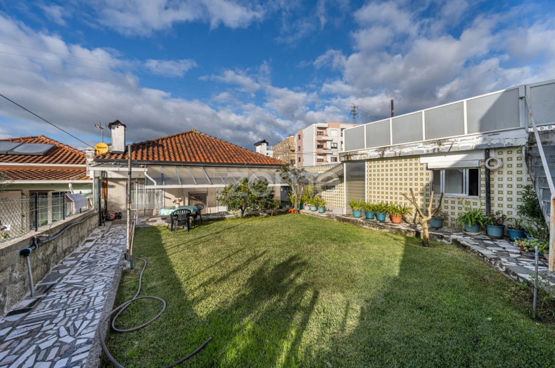 Moradia T4 para Venda em Pedrouços Foto 10