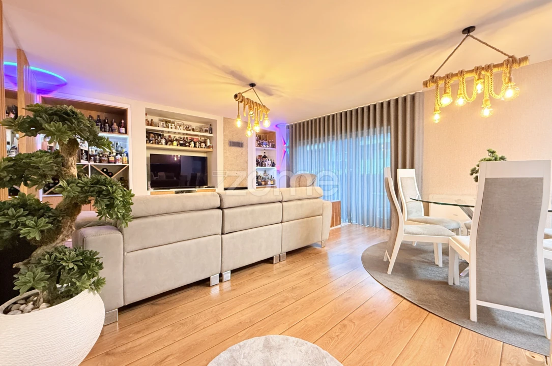 Apartamento T2 para Venda em Gavião Foto 3