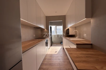 Apartamento T4 para Arrendamento em Matosinhos e Leça da Palmeira