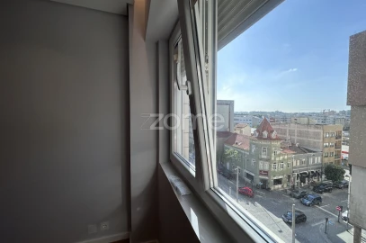 Apartamento T4 para Arrendamento em Matosinhos e Leça da Palmeira