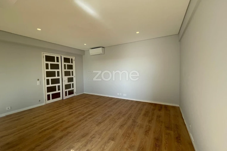 Apartamento T4 para Arrendamento em Matosinhos e Leça da Palmeira Foto 10