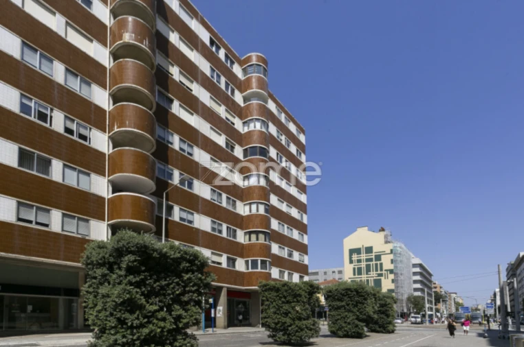 Apartamento T4 para Arrendamento em Matosinhos e Leça da Palmeira Foto 3