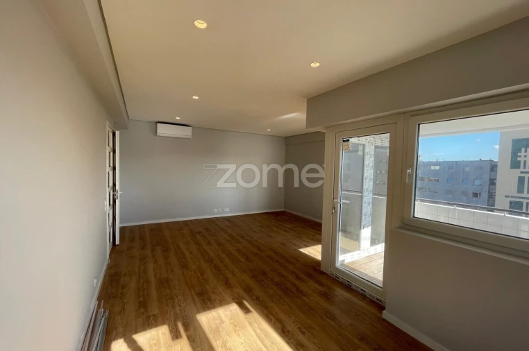 Apartamento T4 para Arrendamento em Matosinhos e Leça da Palmeira Foto 8