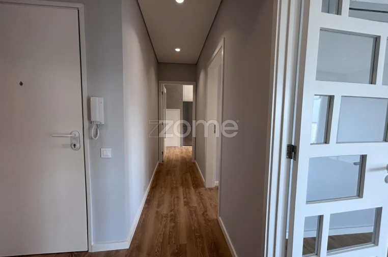Apartamento T4 para Arrendamento em Matosinhos e Leça da Palmeira Foto 8