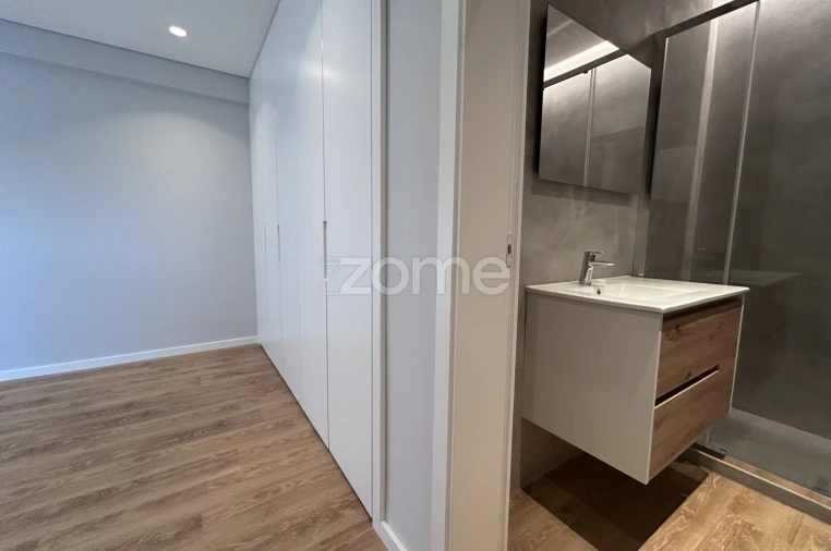 Apartamento T4 para Arrendamento em Matosinhos e Leça da Palmeira Foto 22