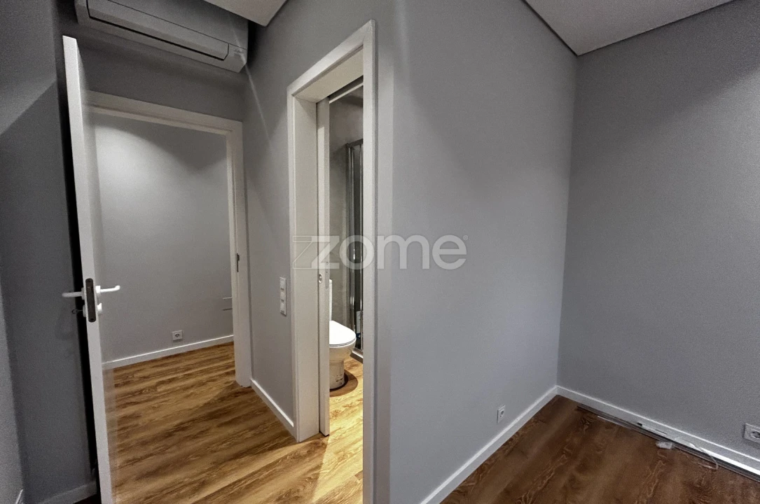 Apartamento T4 para Arrendamento em Matosinhos e Leça da Palmeira Foto 30