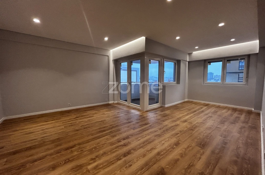 Apartamento T4 para Arrendamento em Matosinhos e Leça da Palmeira Foto 7