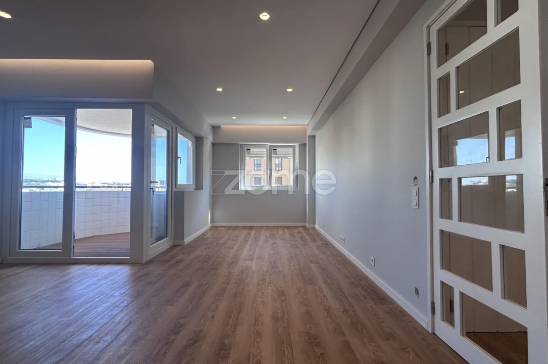 Apartamento T4 para Arrendamento em Matosinhos e Leça da Palmeira Foto 1