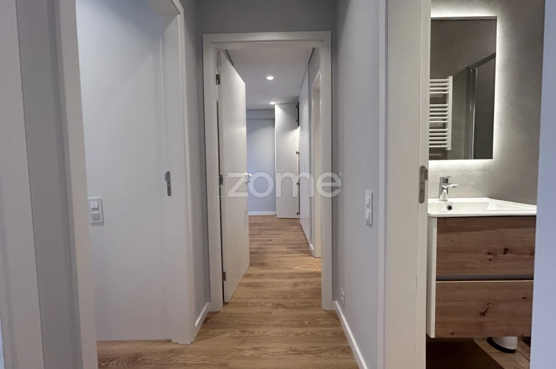 Apartamento T4 para Arrendamento em Matosinhos e Leça da Palmeira Foto 10