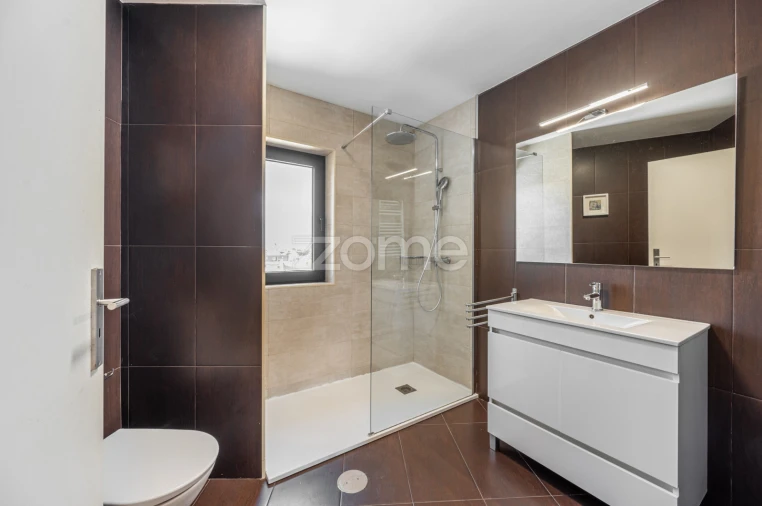 Apartamento T2 para Arrendamento em Matosinhos e Leça da Palmeira Foto 24