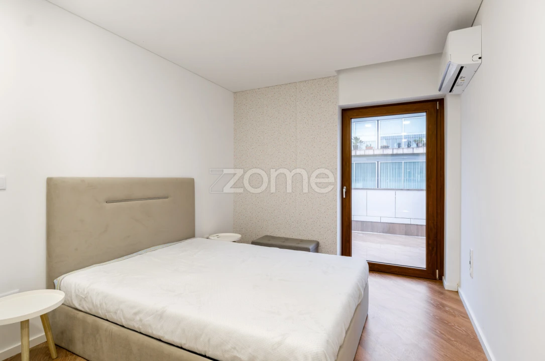 Apartamento T3 para Arrendamento em Baguim do Monte (Rio Tinto) Foto 13