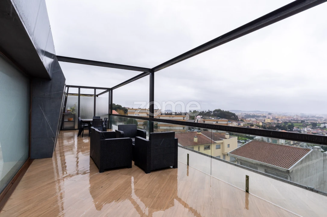 Apartamento T3 para Arrendamento em Baguim do Monte (Rio Tinto) Foto 20