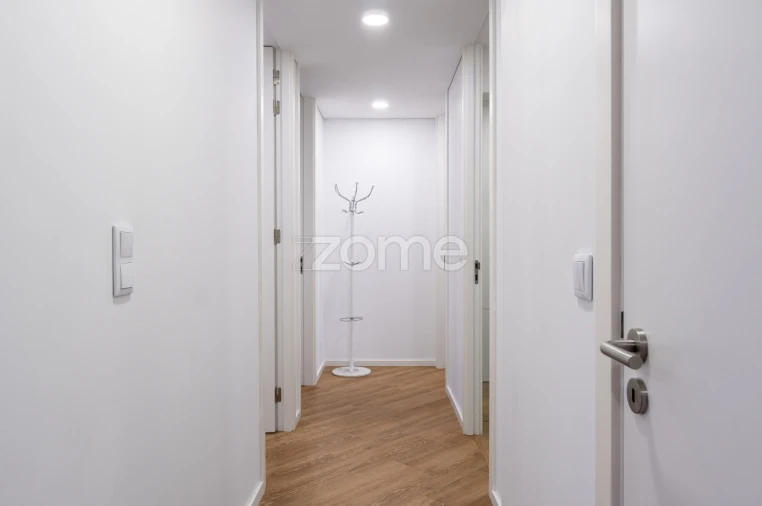 Apartamento T3 para Arrendamento em Baguim do Monte (Rio Tinto) Foto 12