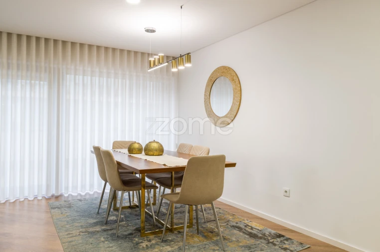 Apartamento T3 para Arrendamento em Baguim do Monte (Rio Tinto) Foto 5