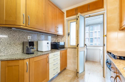 Apartamento T4 para Venda em Cidade da Maia