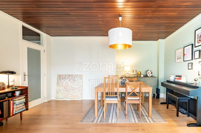 Apartamento T4 para Venda em Cidade da Maia Foto 16