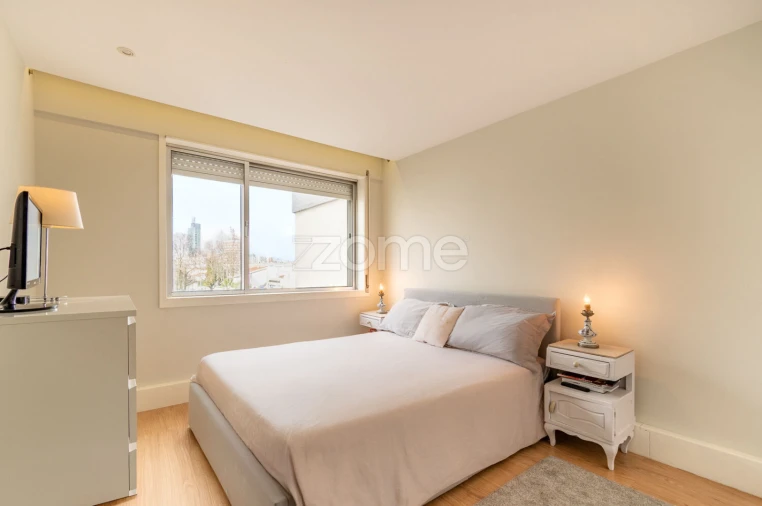 Apartamento T4 para Venda em Cidade da Maia Foto 22