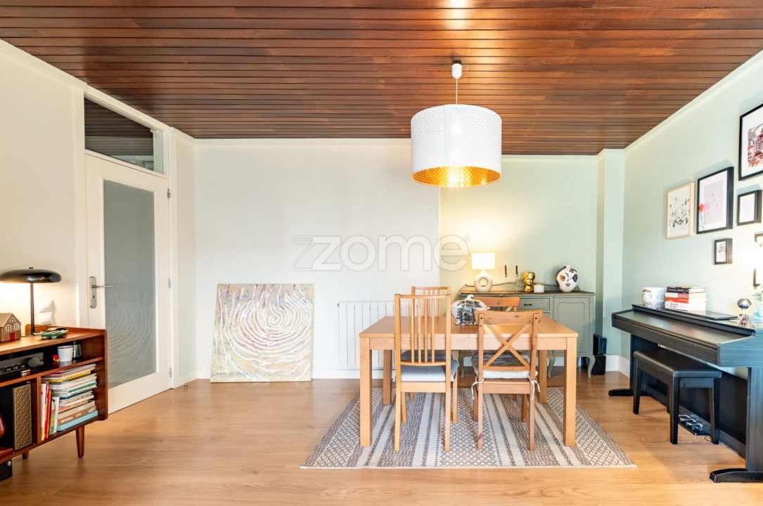Apartamento T4 para Venda em Cidade da Maia Foto 16