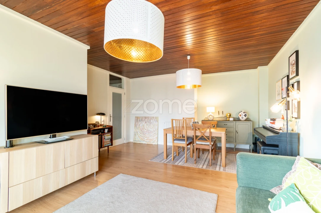 Apartamento T4 para Venda em Cidade da Maia Foto 12