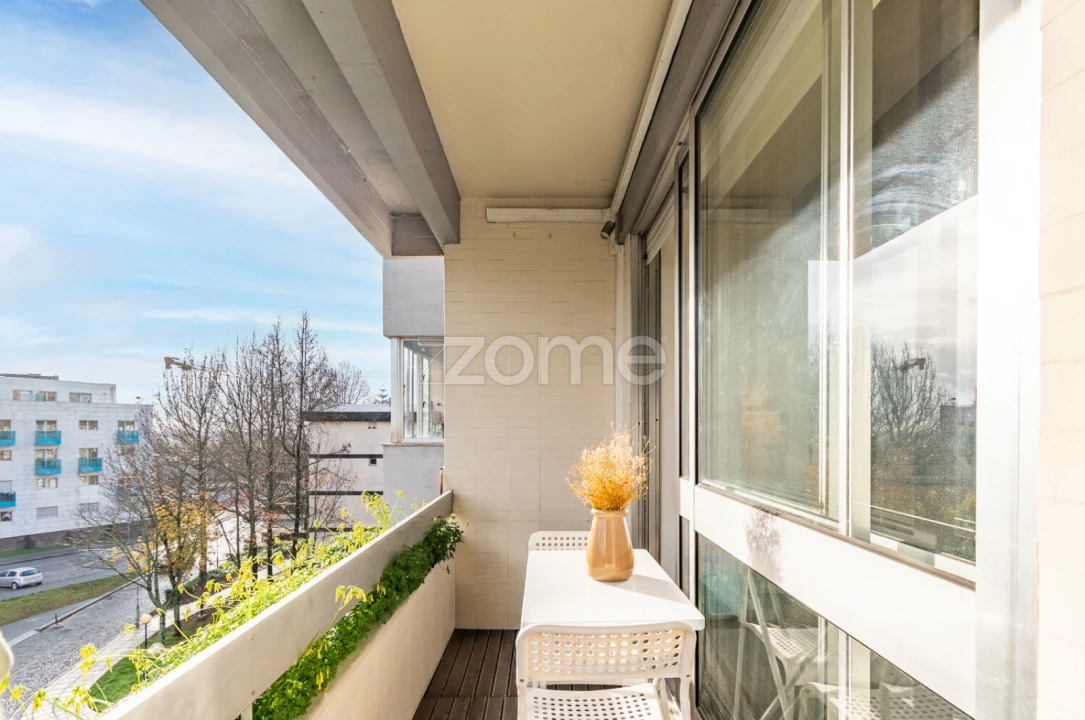 Apartamento T4 para Venda em Cidade da Maia Foto 13