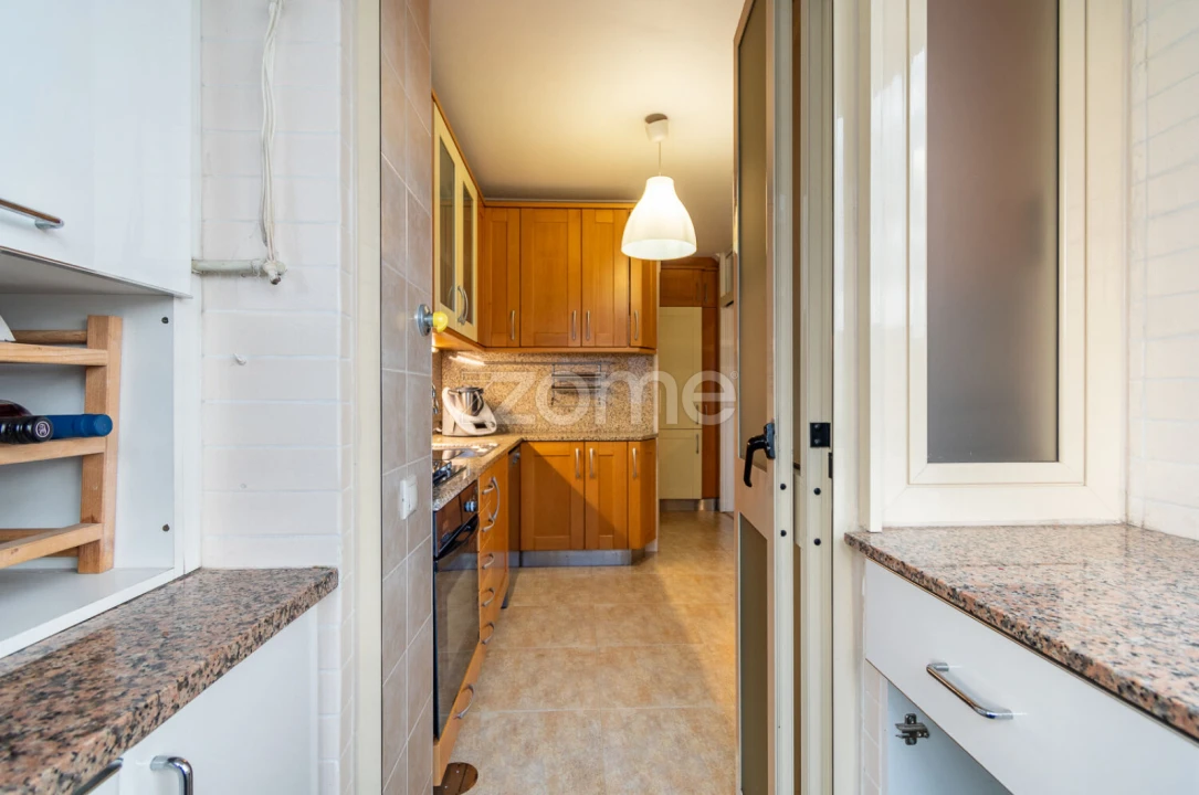 Apartamento T4 para Venda em Cidade da Maia Foto 6