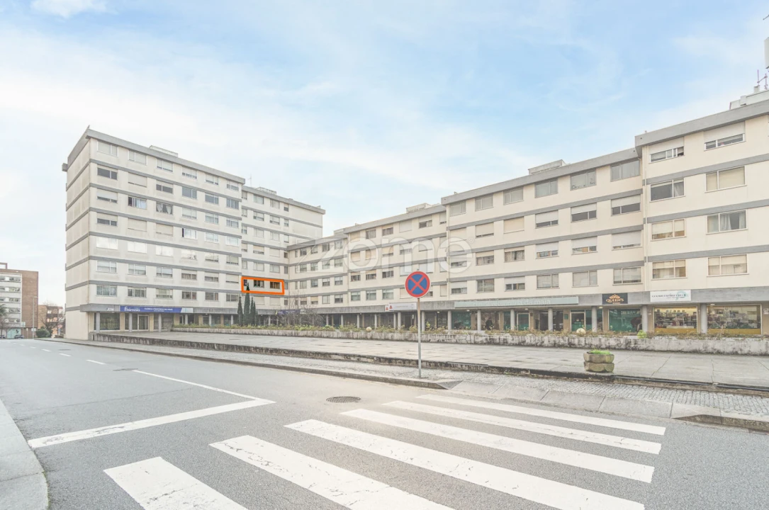 Apartamento T4 para Venda em Cidade da Maia Foto 31