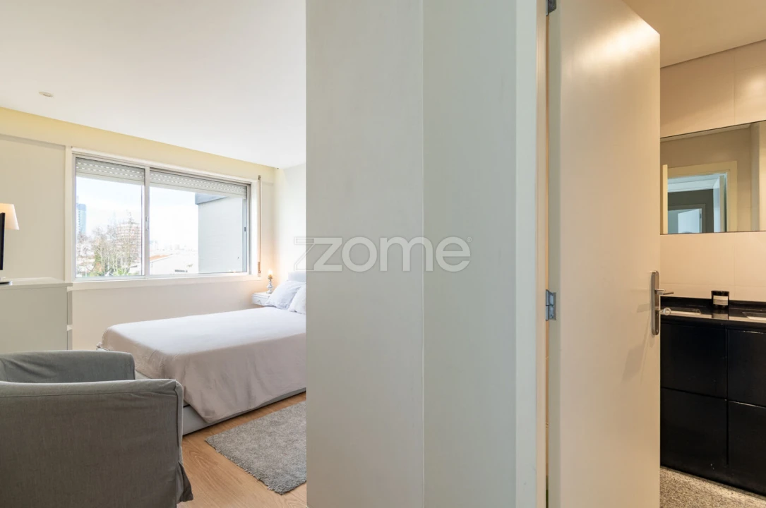 Apartamento T4 para Venda em Cidade da Maia Foto 23