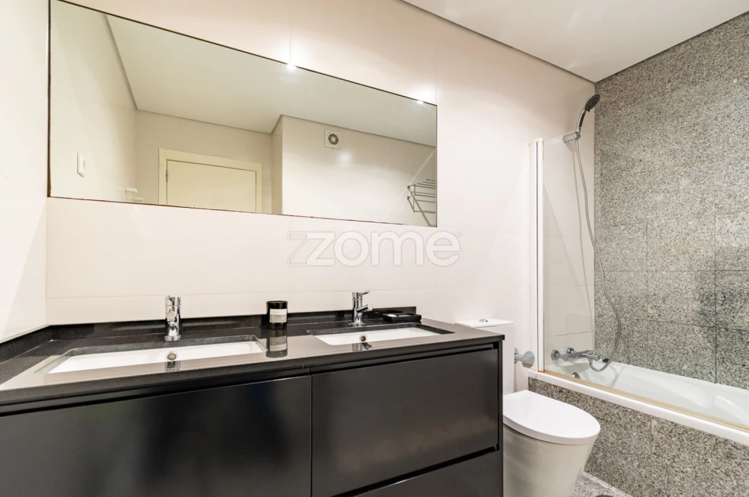 Apartamento T4 para Venda em Cidade da Maia Foto 26