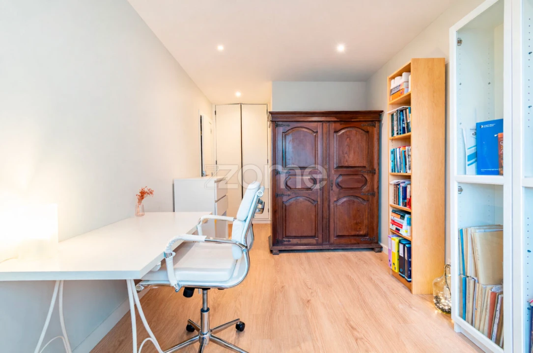 Apartamento T4 para Venda em Cidade da Maia Foto 29