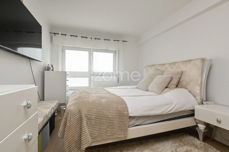 Apartamento T3 para Venda em São Domingos de Rana Foto 10