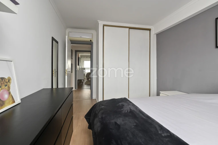 Apartamento T3 para Venda em São Domingos de Rana Foto 13