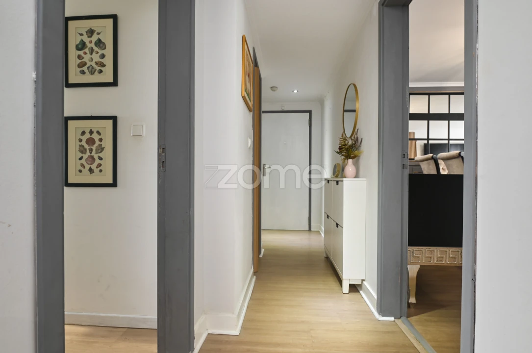 Apartamento T3 para Venda em São Domingos de Rana Foto 6