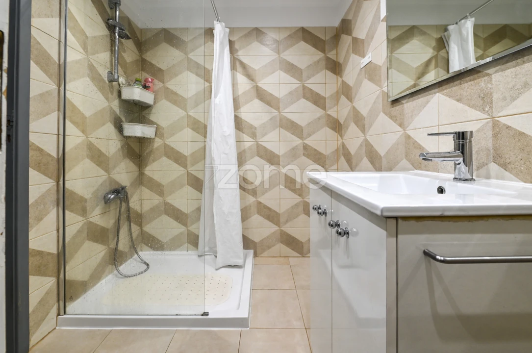 Apartamento T3 para Venda em São Domingos de Rana Foto 8