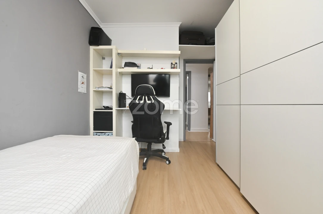 Apartamento T3 para Venda em São Domingos de Rana Foto 14