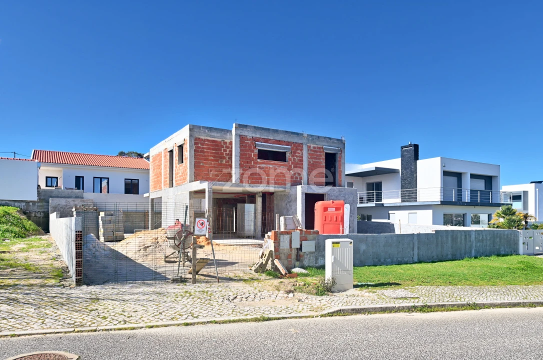 Moradia T4 para Venda em Ramalhal Foto 9