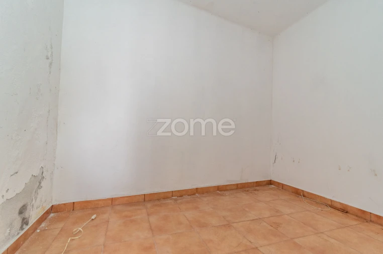 Moradia T2 para Venda em Maiorca Foto 18