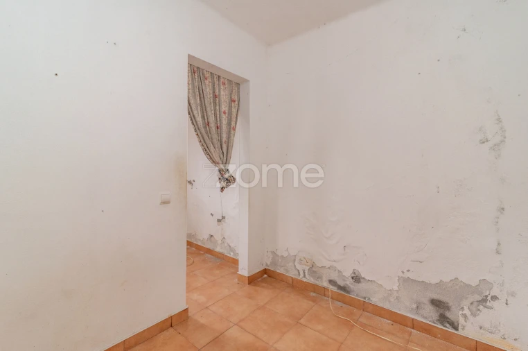 Moradia T2 para Venda em Maiorca Foto 19