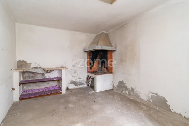 Moradia T2 para Venda em Maiorca Foto 20