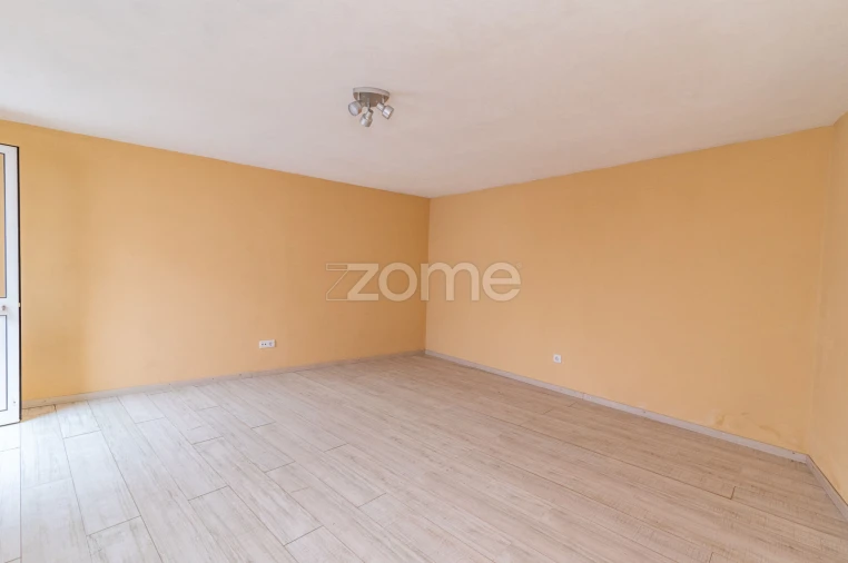 Moradia T2 para Venda em Maiorca Foto 24