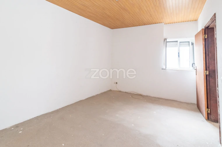 Moradia T2 para Venda em Maiorca Foto 30