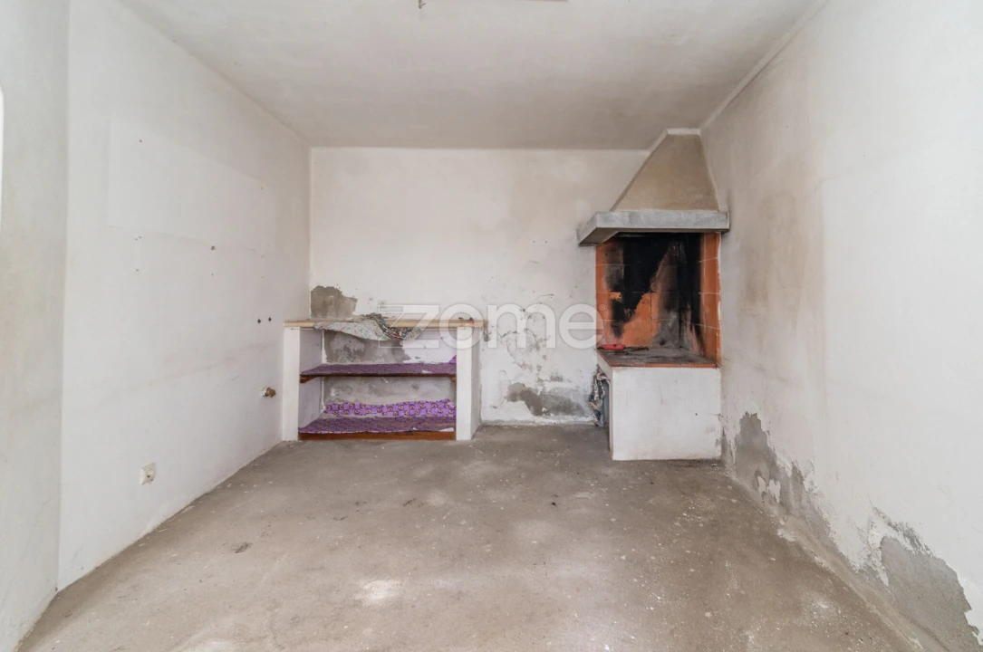 Moradia T2 para Venda em Maiorca Foto 21