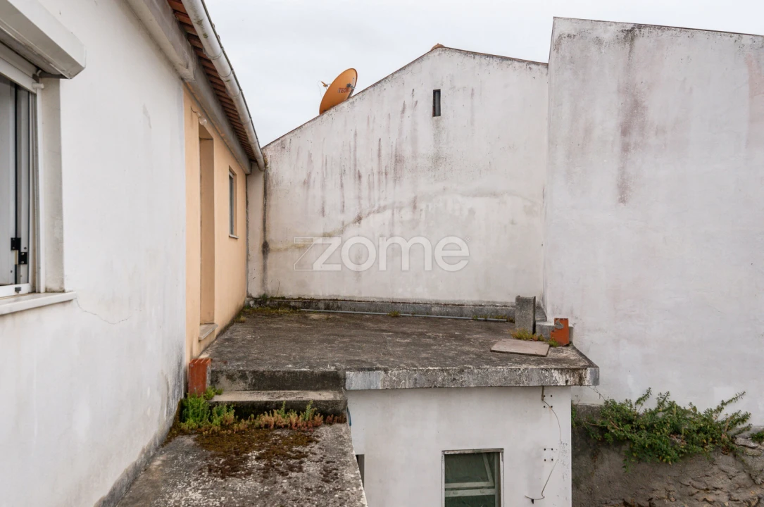 Moradia T2 para Venda em Maiorca Foto 23