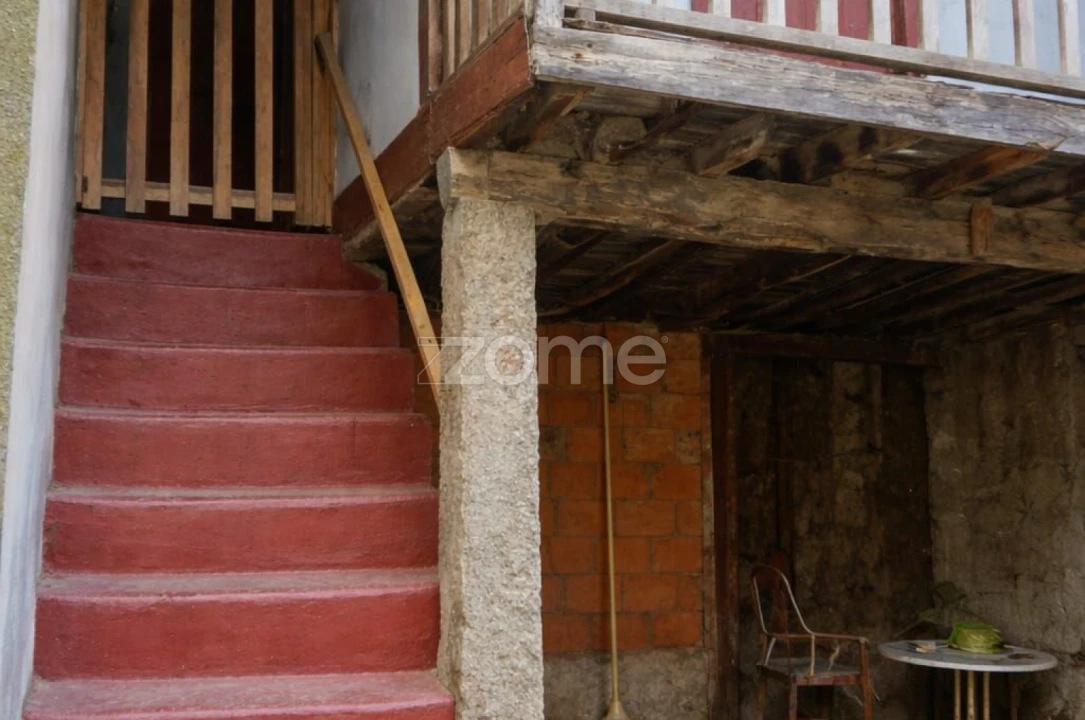 Moradia T3 para Venda em Campo Foto 6