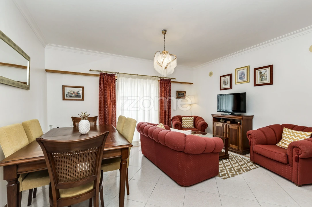 Apartamento T2 para Venda em São Domingos de Rana Foto 2