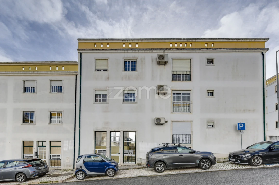 Apartamento T2 para Venda em São Domingos de Rana Foto 21