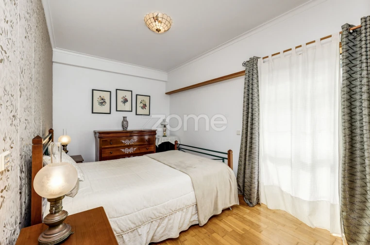 Apartamento T2 para Venda em São Domingos de Rana Foto 15